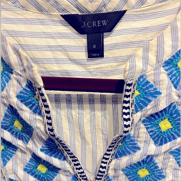 J Crew embroidered sleeveless blouse - Picture 4 of 4